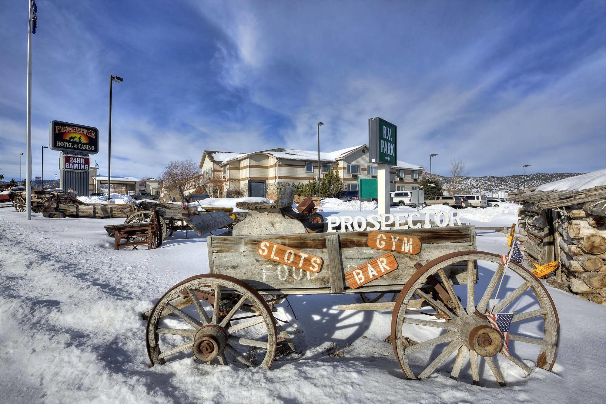 Prospector Hotel & Casino Ілі Екстер'єр фото