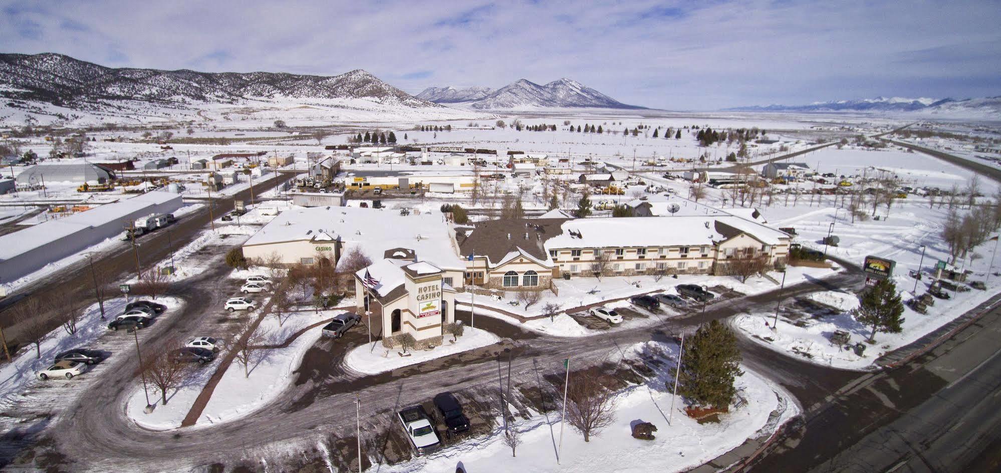 Prospector Hotel & Casino Ілі Екстер'єр фото